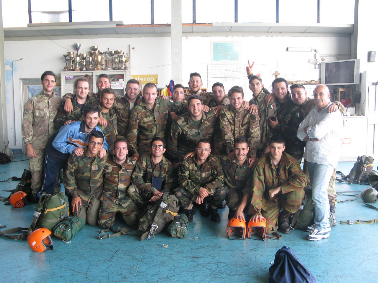 Lanci 2013 Paracadutisti Caserta