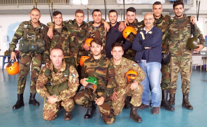 La Sezione brevetta 11 nuovi parà.